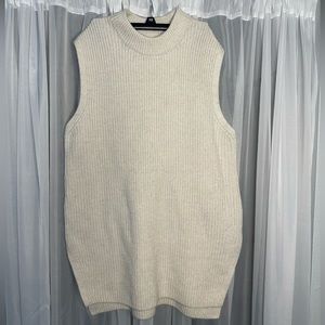 Oversized sleeveless sweater vest